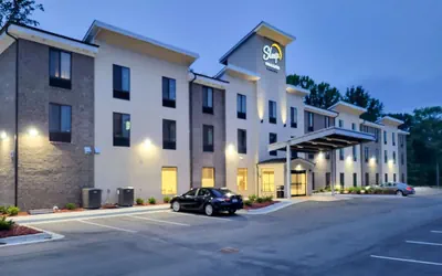 Sleep Inn & Suites - Coliseum Area