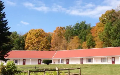 Four Winds Country Motel