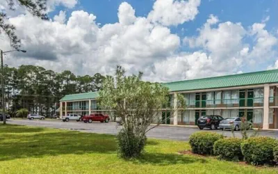 Travelers Inn Douglas By OYO US-441