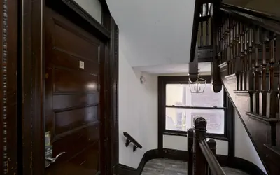 White House at Grand Central