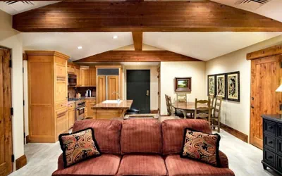 Two Bedroom Suite 2 Apartment Hotel by RedAwning