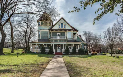 Four Winds Victorian Venue & Suites