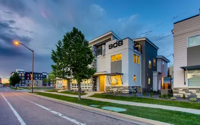 Old Town Swank - Brand New to Brewery District!