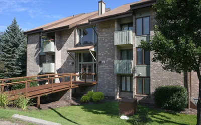 Seven Springs 2 Bedroom Premium Condo, Pet Friendly! by RedAwning