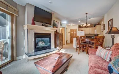 Silver Mill 8173-1br-walk To Slopes! Kids Ski Free! 1 Bedroom Condo by RedAwning