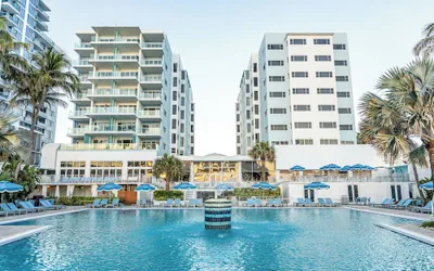 Sherry Frontenac Oceanfront Hotel