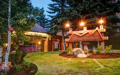 Park Station 122 2 Bedroom Condo by RedAwning