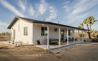 Mojave Mesa - Desert Views & Desert Style 1 Bedroom Home by RedAwning