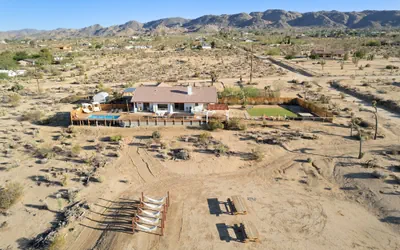 Rancho Nopales Jt - Pool, Hot Tub, Hammocks, Fast Wifi + Views! 4 Bedroom Home by RedAwning