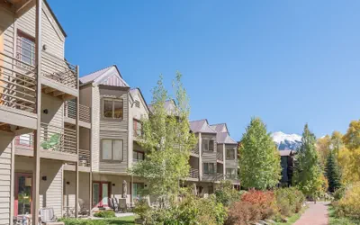 Charming Studio W Kitchenette, Hot Tub Near River Condo by RedAwning