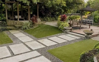 Find Peace - Tiny House in Japanese Garden