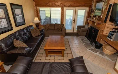 Seven Springs Sunridge 2 BR Condo, Mountain Views! by RedAwning