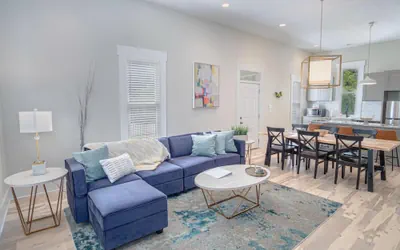 Incredible New 3BR 2BA Near Downtown