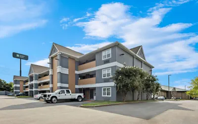 Mainstay Suites Knoxville - Cedar Bluff