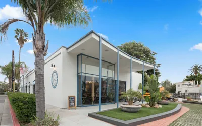 ITH Santa Barbara Surf Hostel