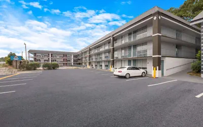 Suburban Studios Cleveland Central