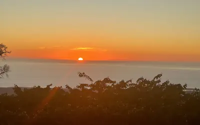 Mango Sunset Bed and Breakfast