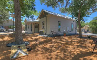 Walk to Schlitterbahn With Firepit