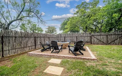 Blissful Haven With Hot Tub & Fire Pit