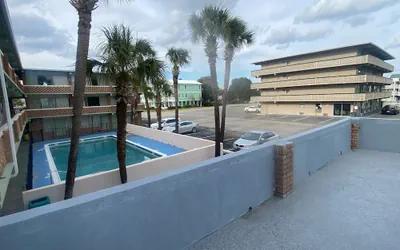 Palms by the Beach Motel