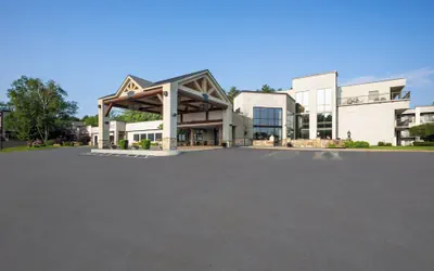 Holiday Inn Resort Lake George - Adirondack Area by IHG