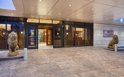 Crowne Plaza Knoxville Downtown University by IHG