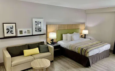 Country Inn & Suites by Radisson, Sandusky South, OH