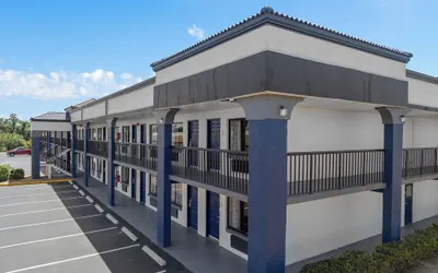 Baymont by Wyndham Orlando East