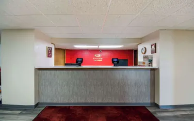 Econo Lodge Duluth near Miller Hill Mall