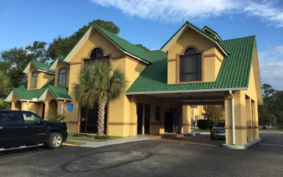 Howard Johnson by Wyndham Dothan