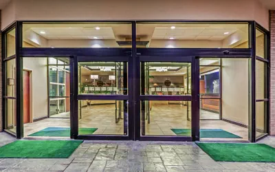 Holiday Inn Springdale/Fayetteville Area by IHG