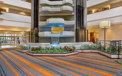 Holiday Inn University Plaza-Bowling Green by IHG