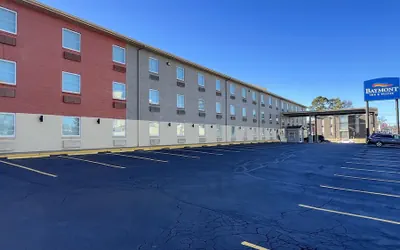 Baymont by Wyndham Jefferson City