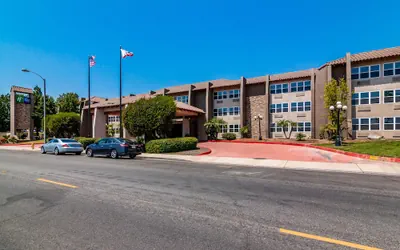 Holiday Inn Express & Suites Camarillo by IHG