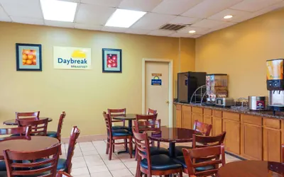 Baymont by Wyndham Lafayette