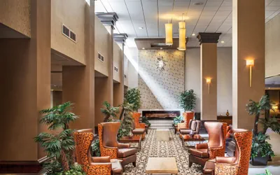 Crowne Plaza Phoenix Airport - PHX by IHG