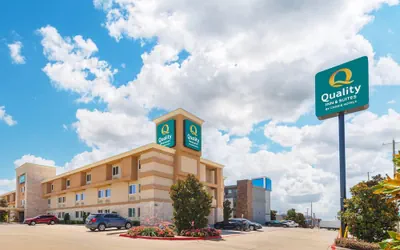 Quality Inn & Suites Plano East - Richardson
