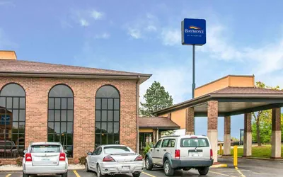 Baymont by Wyndham Flint Airport North
