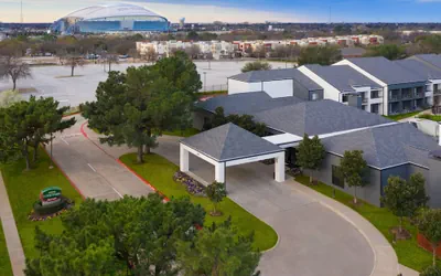 Courtyard by Marriott Dallas Arlington/Entertainment Dist