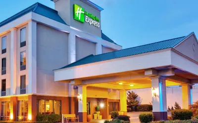 Holiday Inn Express Memphis Medical Center Midtown by IHG