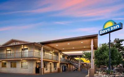 Days Inn by Wyndham Cortez