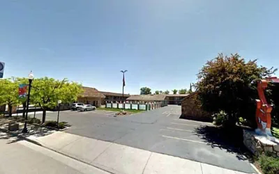 Econo Lodge Inn & Suites Vernal near Dinosaur Monument