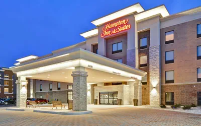 Hampton Inn & Suites Detroit/Warren
