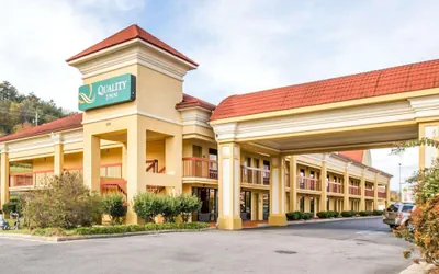 Quality Inn Dalton Central