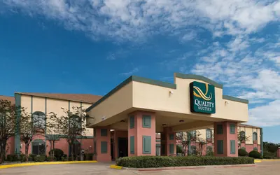 Quality Suites Temple I-35