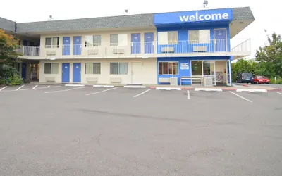 Motel 6 Coeur D'Alene, ID