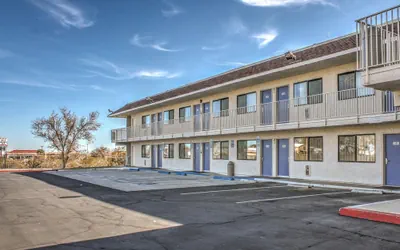 Motel 6 Mojave, CA