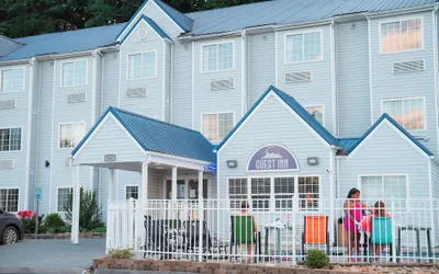Guest Inn Pigeon Forge