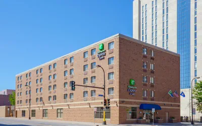 Holiday Inn Express Hotel & Suites Downtown Minneapolis by IHG