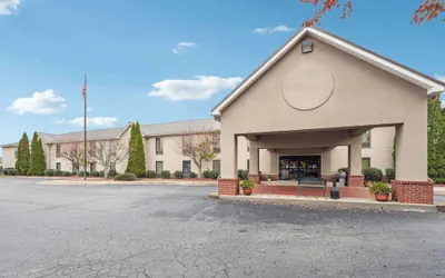 Quality Inn & Suites Dawsonville